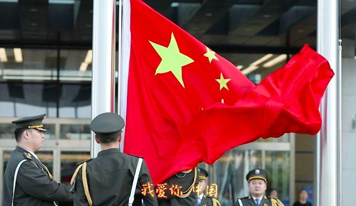 羡慕!周一围朱丹恋爱中的甜蜜瞬间,用手接朱丹吐的核