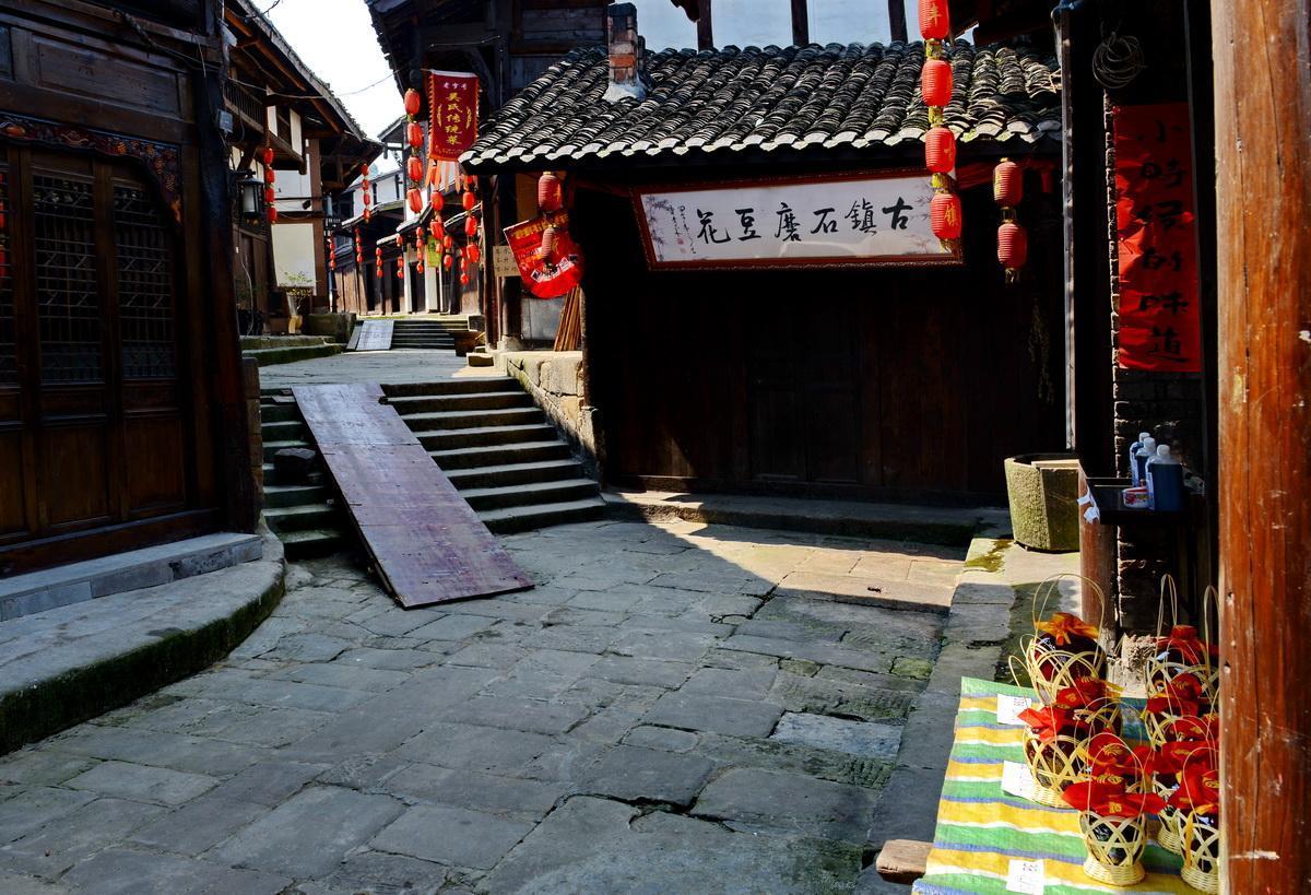 果冻向上跳
